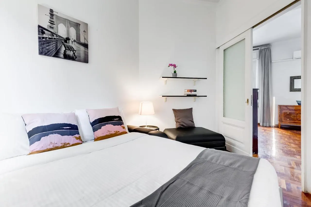 Large And Bright Apartment Amazing View Basilica San Giovanni In Laterano Rome 0*,  Italy