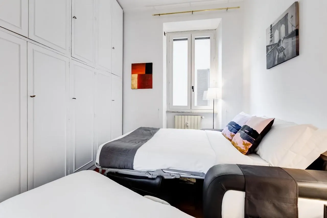Large And Bright Apartment Amazing View Basilica San Giovanni In Laterano Rome