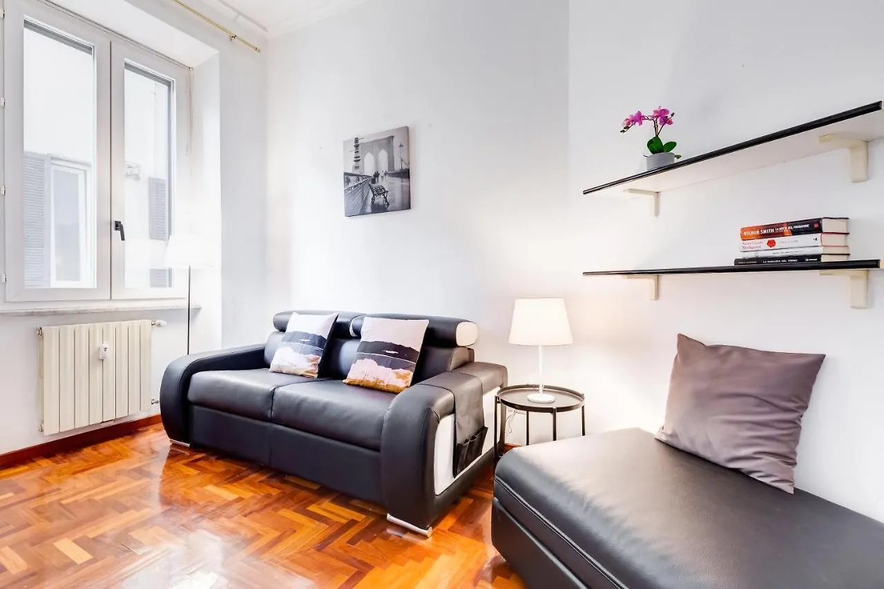 Large And Bright Apartment Amazing View Basilica San Giovanni In Laterano Rome