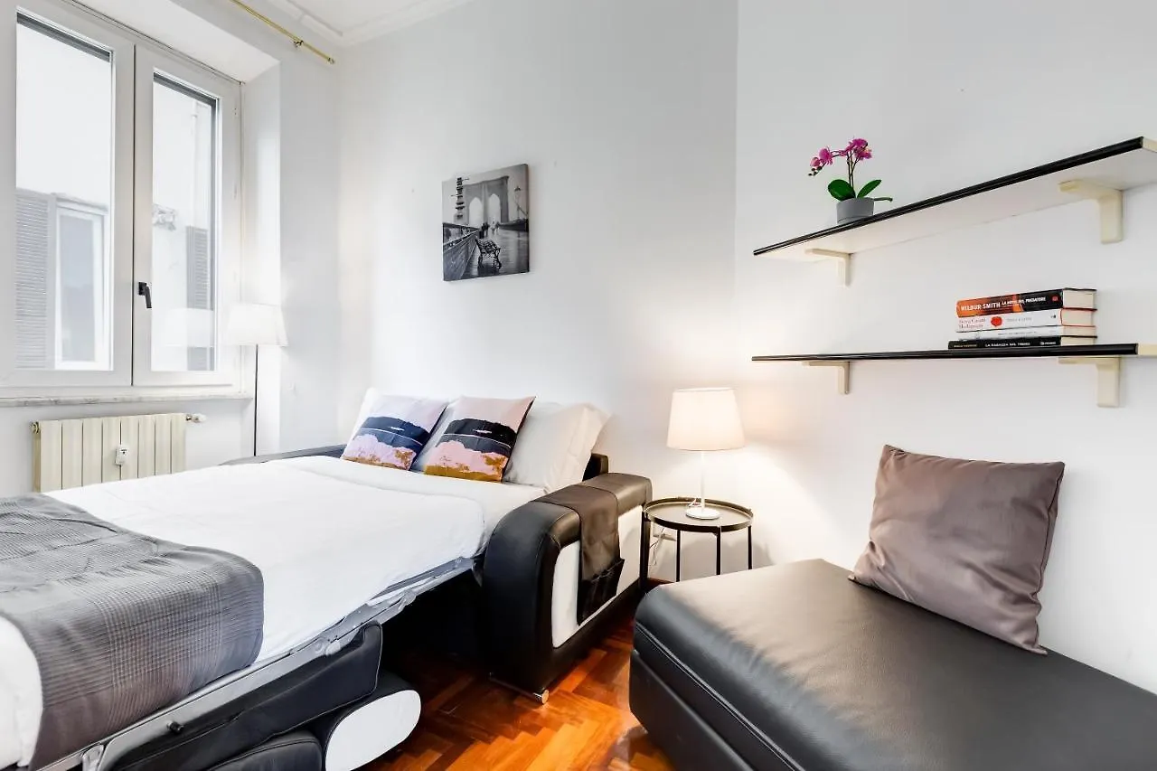 Large And Bright Apartment Amazing View Basilica San Giovanni In Laterano Rome