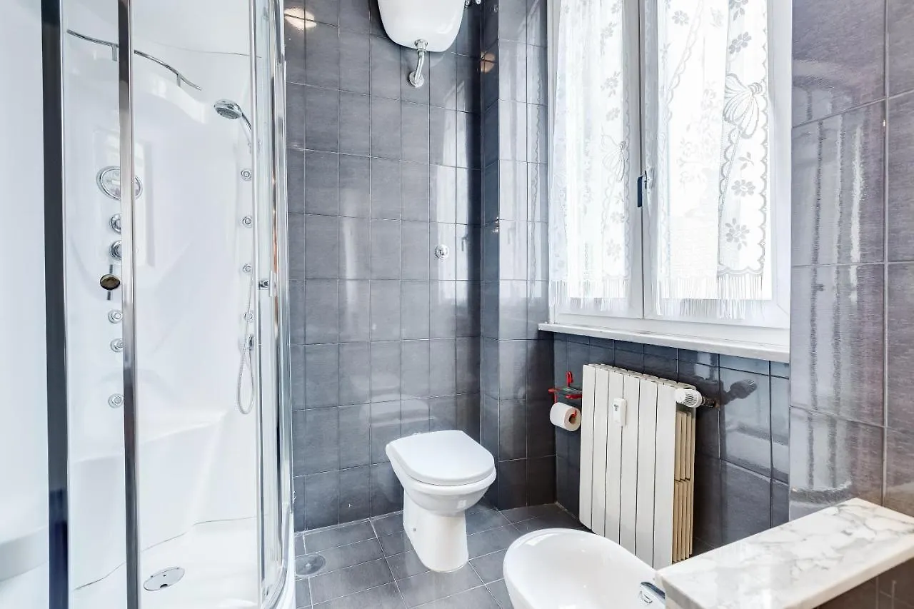 Large And Bright Apartment Amazing View Basilica San Giovanni In Laterano Rome