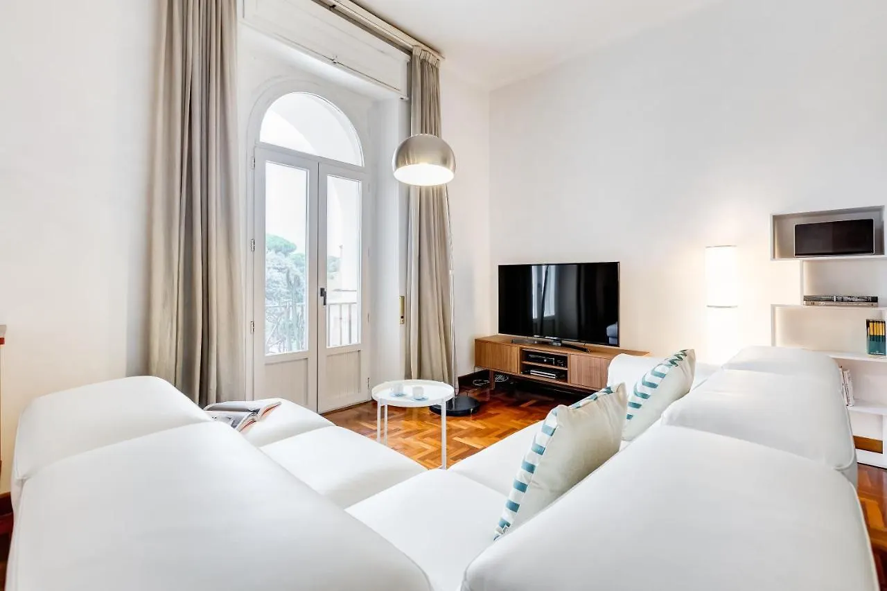 Large And Bright Apartment Amazing View Basilica San Giovanni In Laterano Rome 0*,