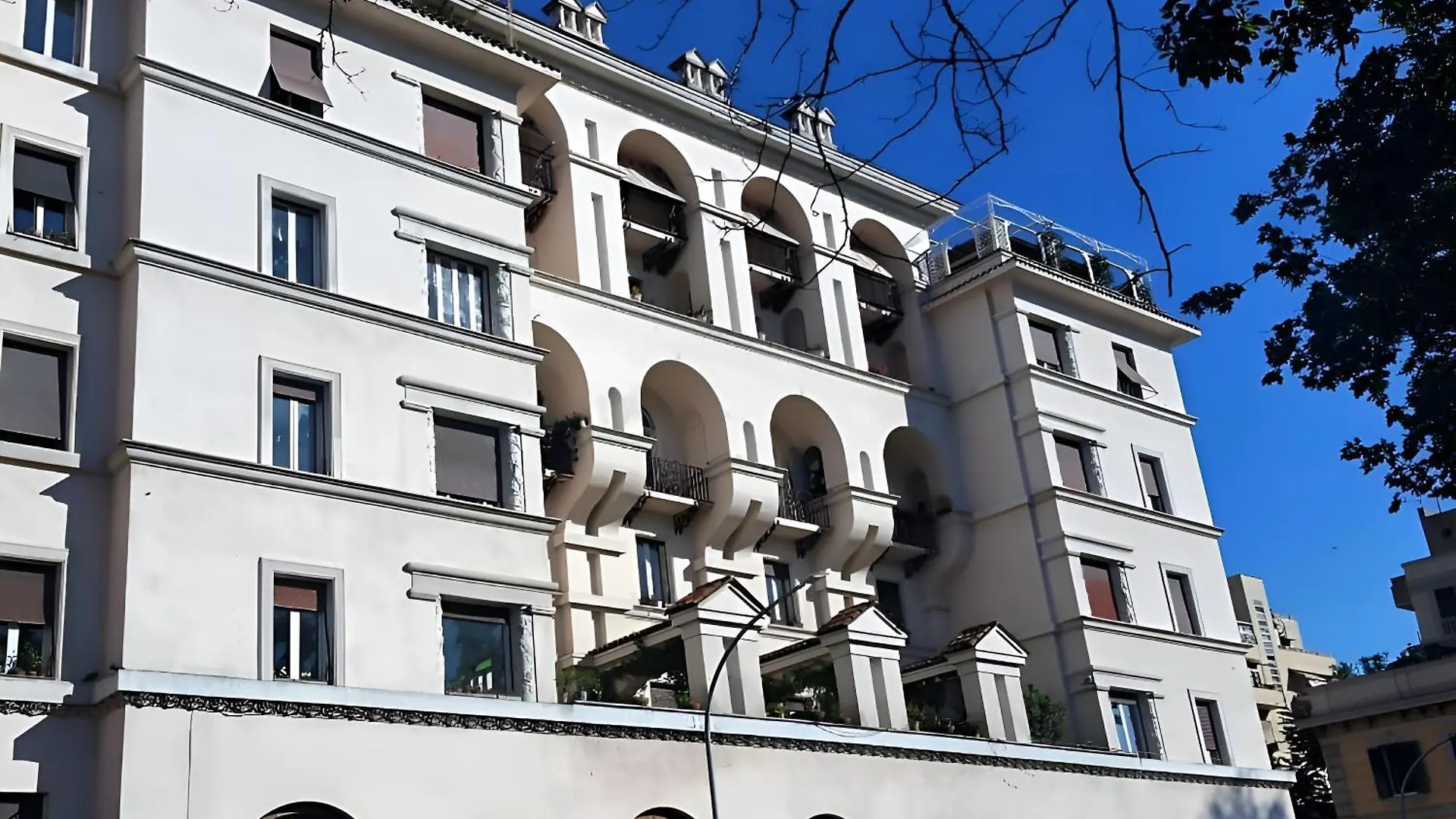 Large And Bright Apartment Amazing View Basilica San Giovanni In Laterano Rome 0*,  Italy